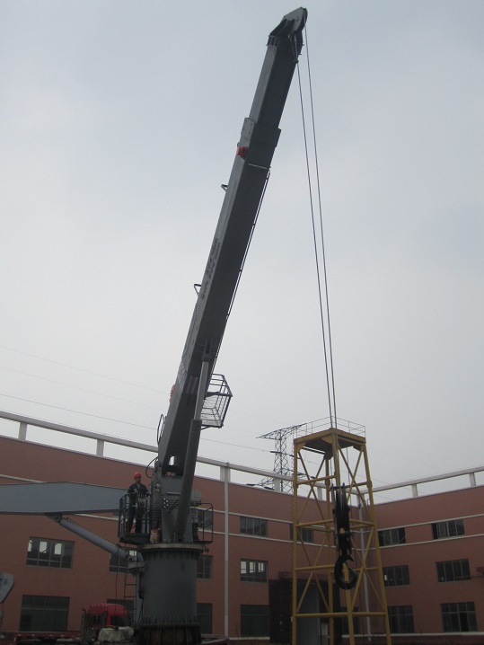 7T14M(3T24M)TELESCOPIC CRANE